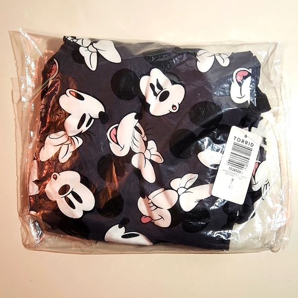 ❤️NWT VINTAGE TORRIID TUNIC DISNEY MICKEY MOUSE TEE GREY SUPER SOFT TUNIC - Picture 6 of 10